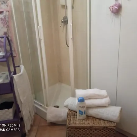 Holiday home Le Rose E I Violini *